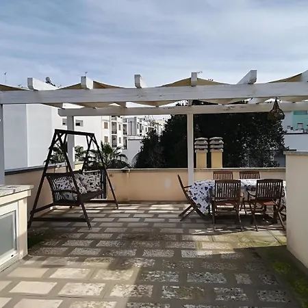 Casa Vacanze Matilde Superior In Centro Vakantiehuis