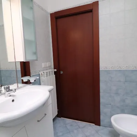Casa Vacanze Matilde Superior In Centro Vakantiehuis